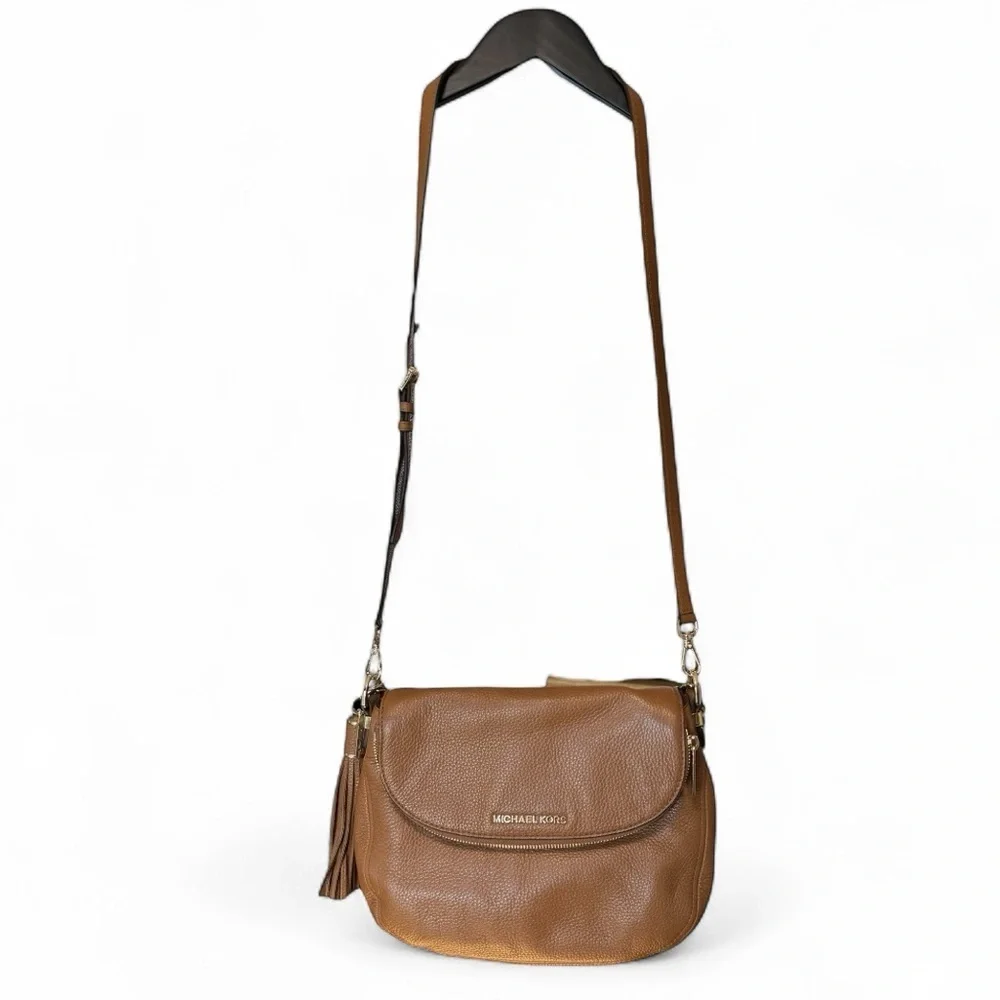 Michael Kors Crossbody - Picture 2 of 11